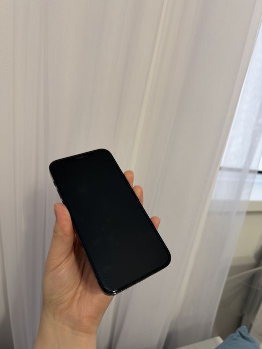 Продается Iphone 12 pro, 512 Гб в хорошем состоянии.