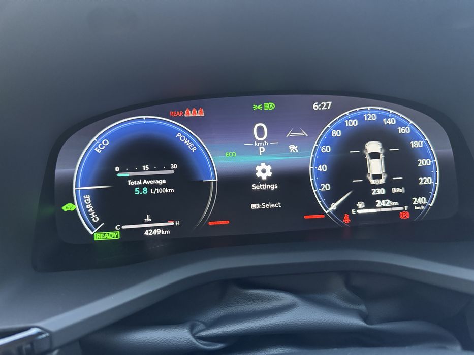 Toyota Camry 2025 — 3