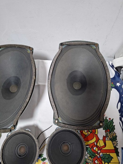 Difuzoare ovale magnet ALNICO dim 32 L cu 21 latime