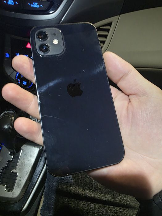 iPhone 12 64гб емкость 87% без коробки