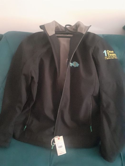 Ветровка мужской