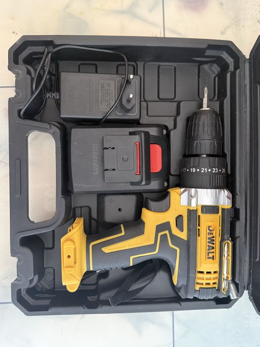 ПРОДАМ Шуруповёрт