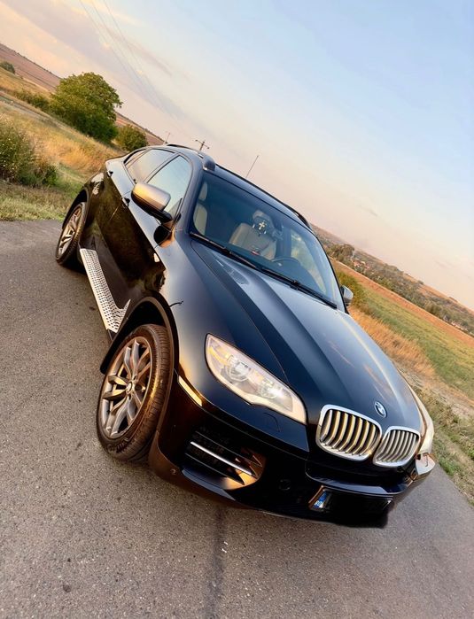 BMW X6 M50D ……….