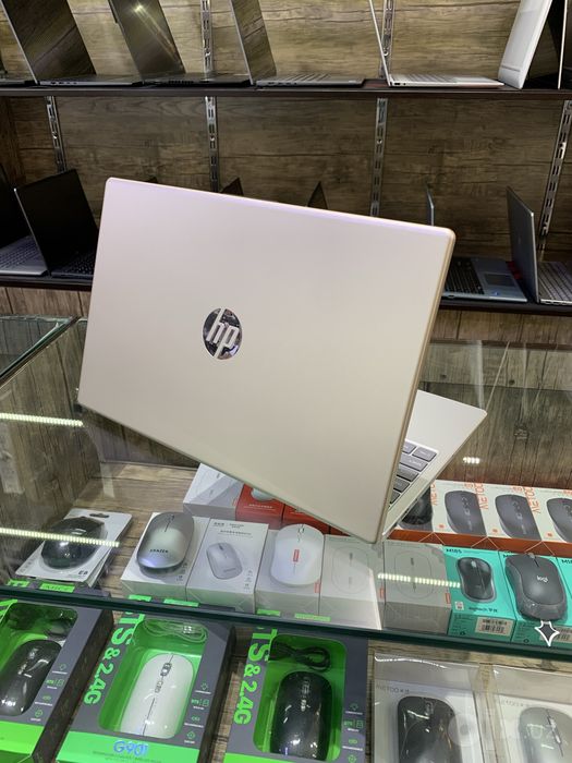 HP Laptop g10 15.6