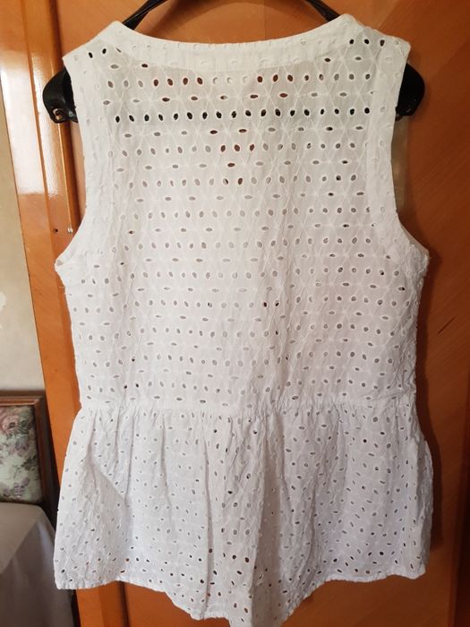 Bluză Adiva mărimea S, din broderie englezească 100% bumbac, impecab