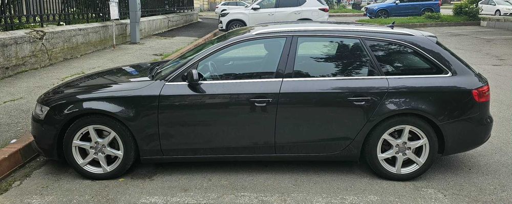 AUTOTURISM AUDI A4 facelift B 8.5 2014