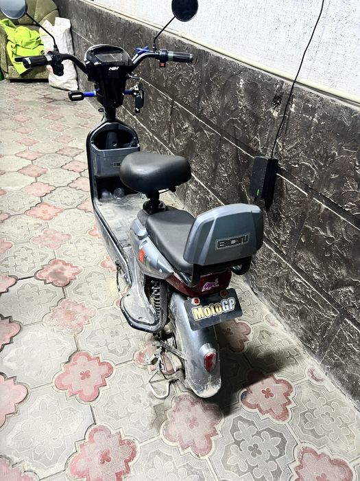 Продам скутер 70 000 тг