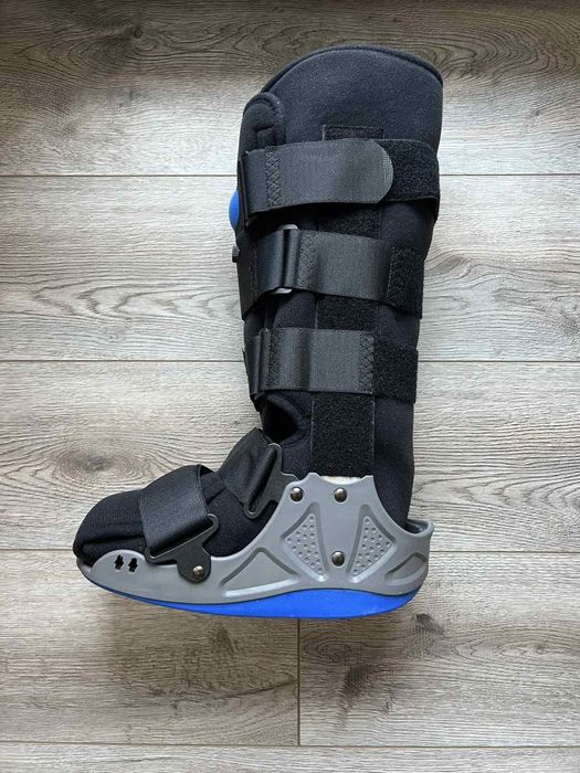 Ортеза за десен крак