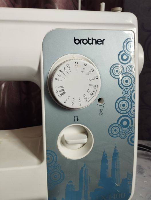 Продам швейную машинку!