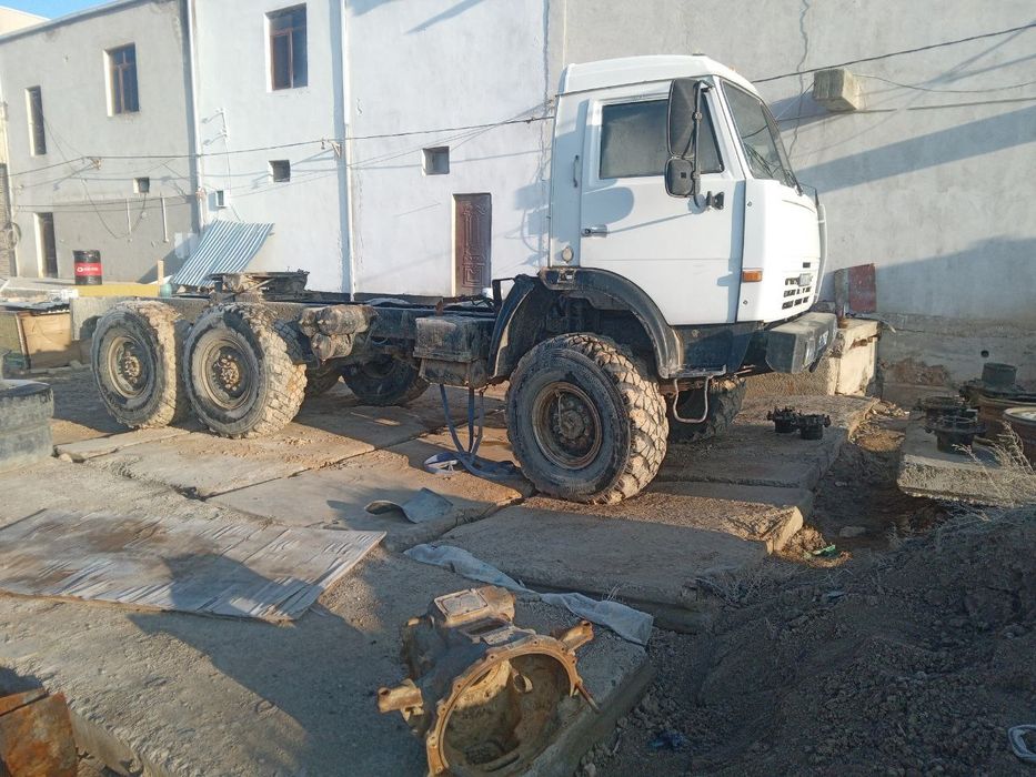 Kamaz vizdixot sotiladi