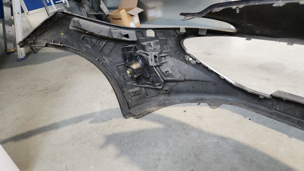 Bara de fata pegeout rcz 500 de lei negociabil