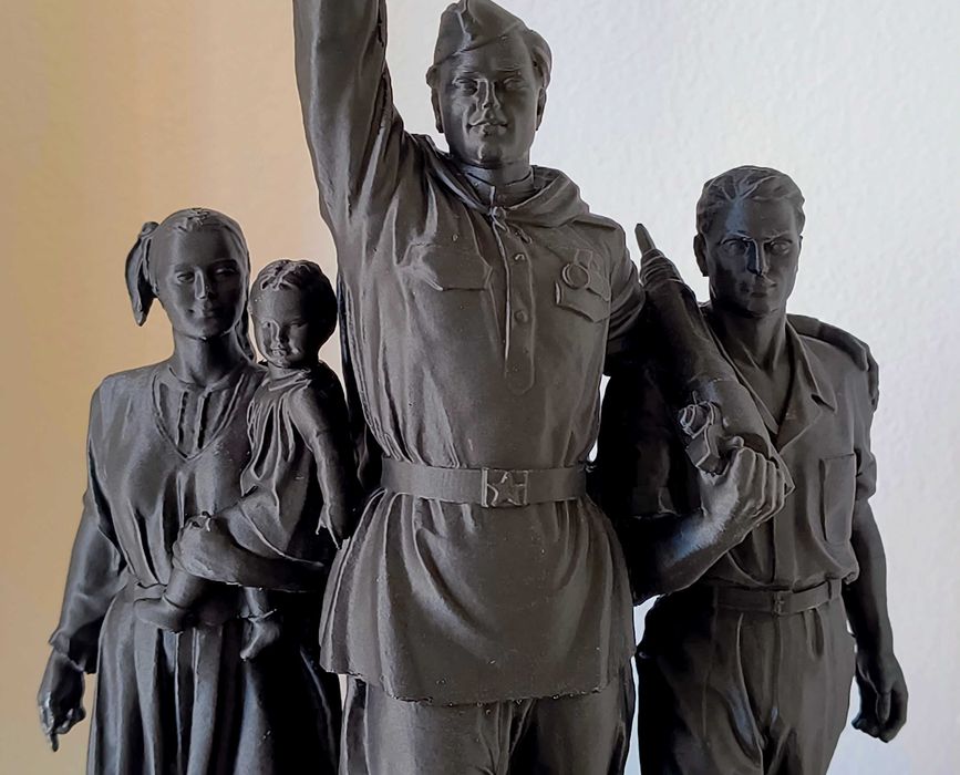 Архивна възстановка на демонтиран софийски монумент