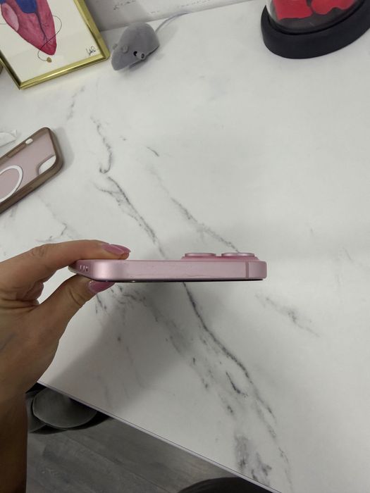 iPhone 15 Plus Roz 128 GB