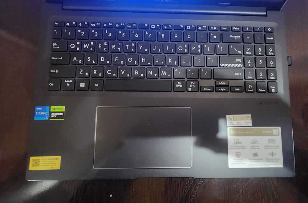 Asus vivobook 16x