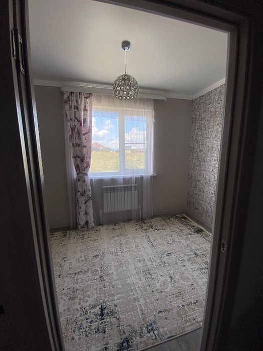 Продам дом около 7 школы  республика 263