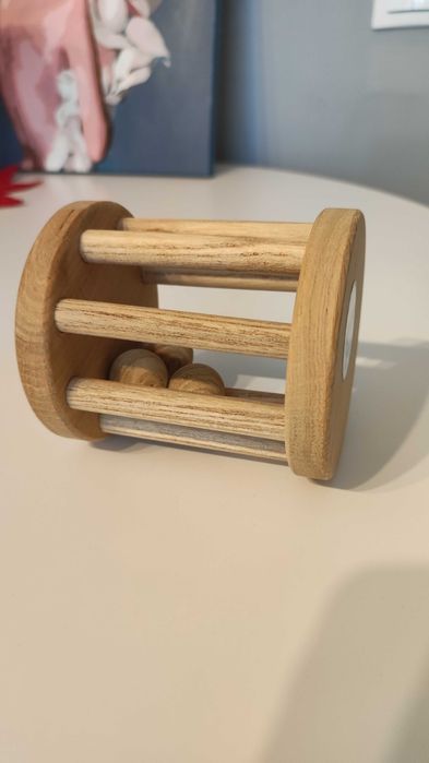 Jucării din lemn pentru bebelusi