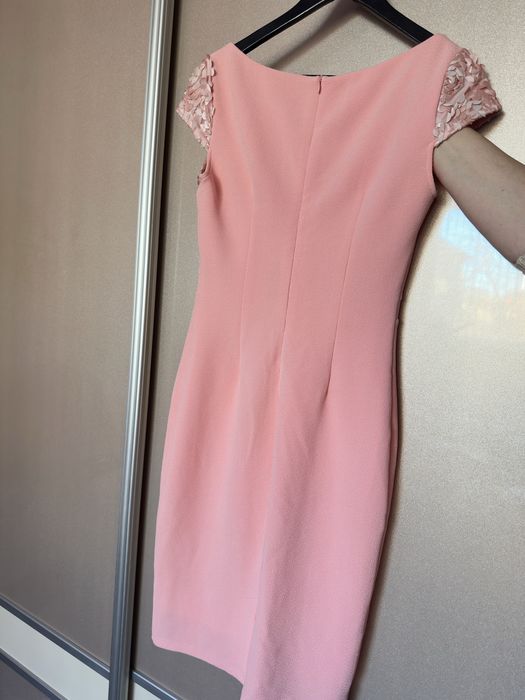 Розова пролетно-лятна елегантна рокля