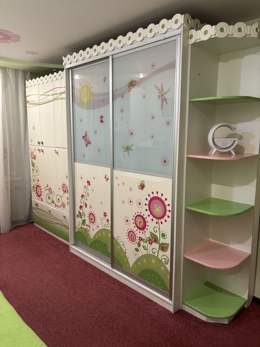 Продам мебель для девочки