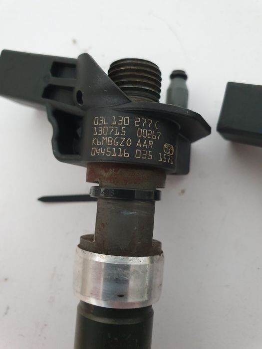 Injectoare VW T5 T6 2.0 tdi, 180 cp , CFC , euro 5, 03L130277C