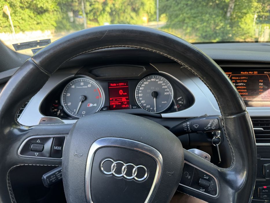 Audi S4 B8 2010 333k.c.