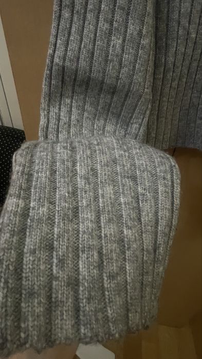 Продам пуловер Bershka. S