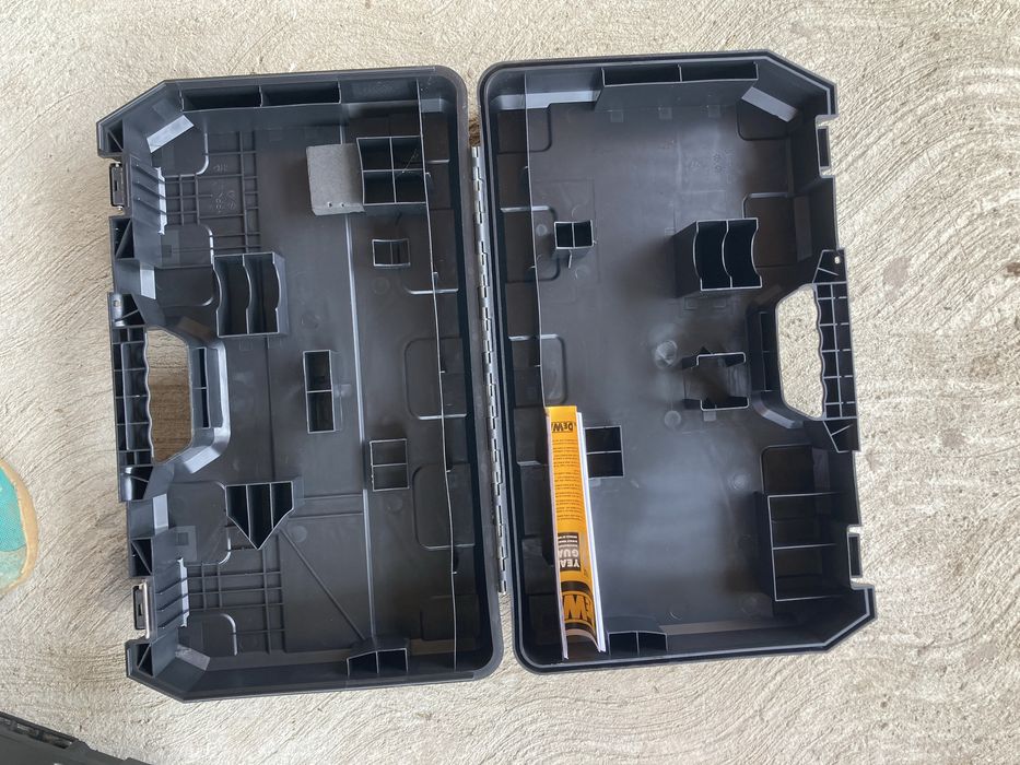 Cutie Rotopercutor Dewalt DCH 263P 18v