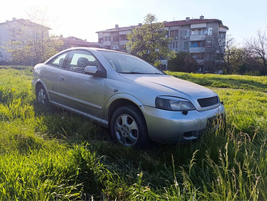 Opel Astra 2.2I 16V Bertone