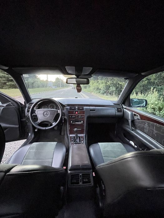 Mercedes E290 - 1996 -