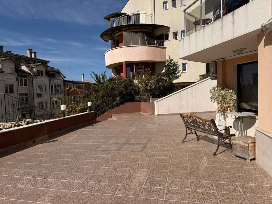 Продава се Двустаен апартамент в Варна, Аспарухово - 69 кв.м за 1885 €/кв.м - Снимка #10