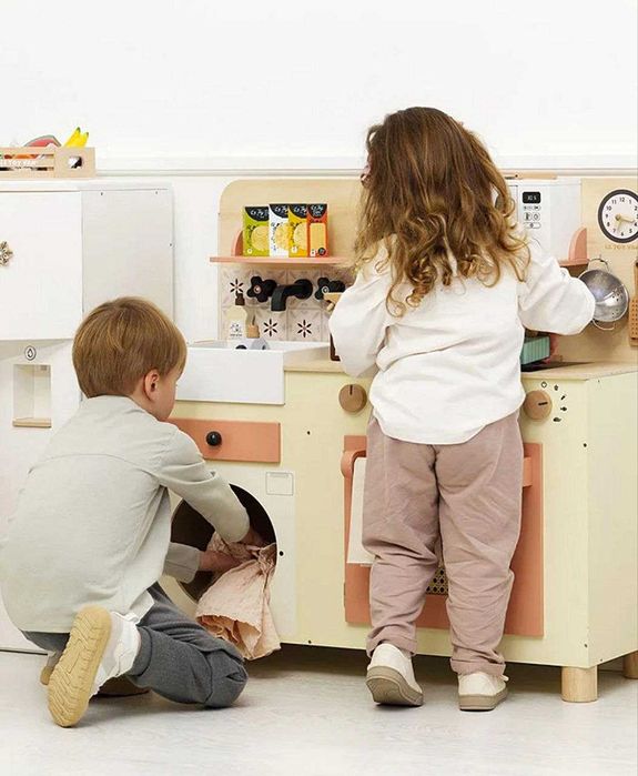 Bucatarie din lemn,Le Toy Van,84 cm,3 ani+