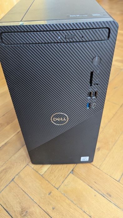 Десктоп компютър Dell Inspiron 3881