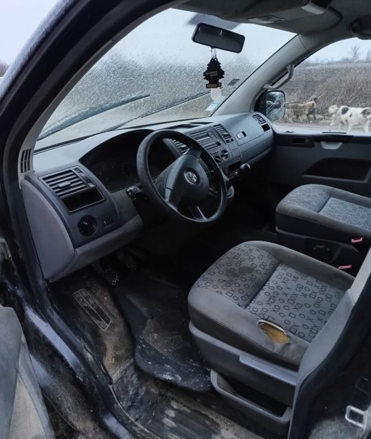 Armatura / Intaritura bara spate Volkswagen VW Transporter T5