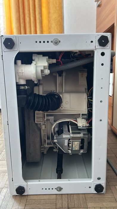 Reparații mașini de spălat rufe