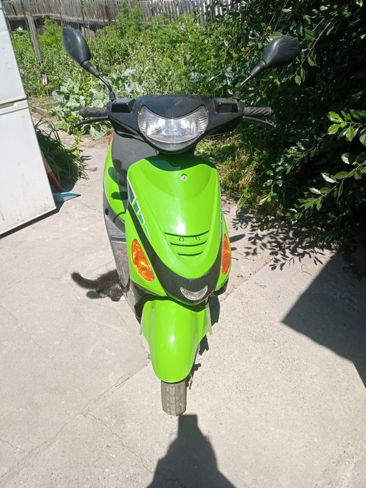Продам Скутер. Срочно