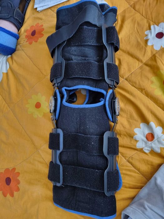 Ортеза колянна с градуси