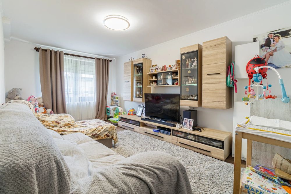 Apartament 3 camere  Rahova