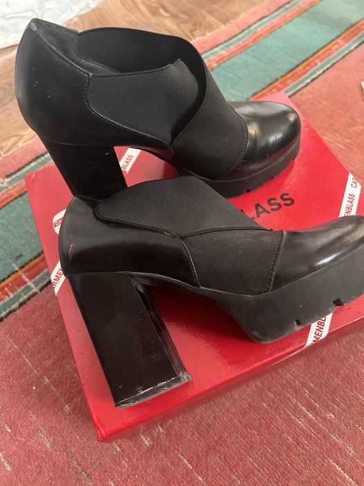 Босоножку и туфли