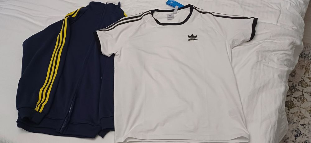 Белая футболка Adidas