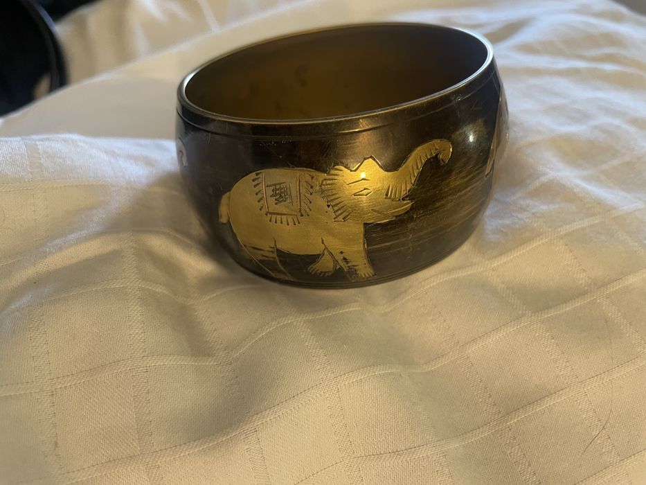 Стара Тибетска месингова гривна