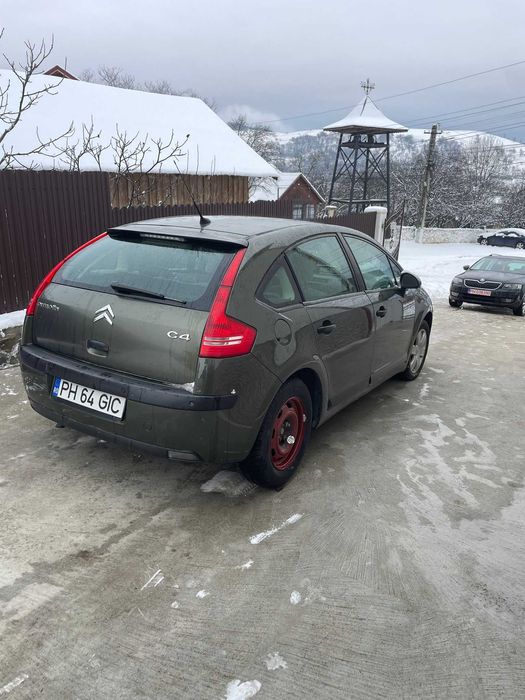 Vând Citroen C4 1.6 benzină