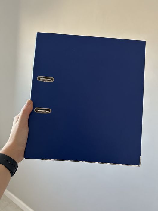 Папки б/у в отличном состоянии