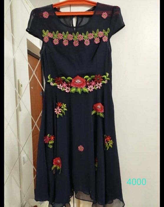 Платьев платьев платьев