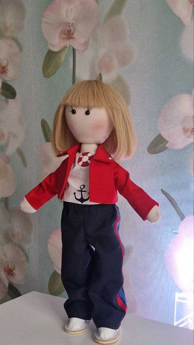 Продам текстильную куклу Snejka