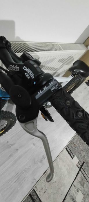 Cannondale Jekyll 700 anul 2002