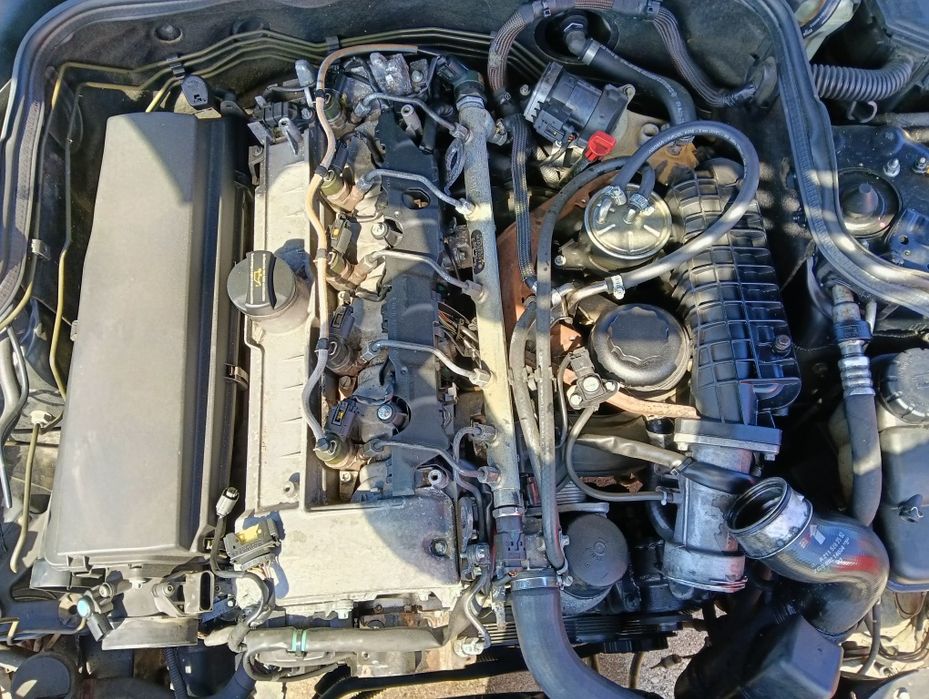 Двигател Mercedes W211 2.7 CDI OM647.961