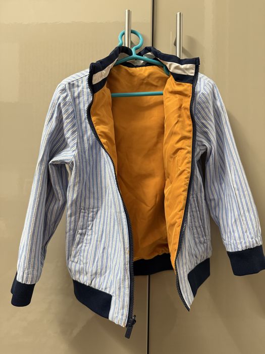 Geaca Mayoral cu 2 fete, impecabila, marimea 110