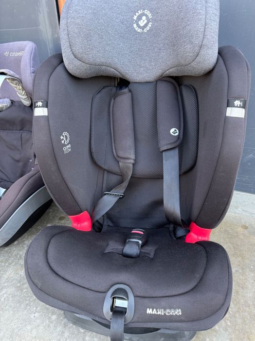 Детски столчета за кола Britax и Maxi-Cosi