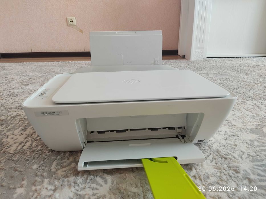 Продам цветной принтер Deskjet 2130