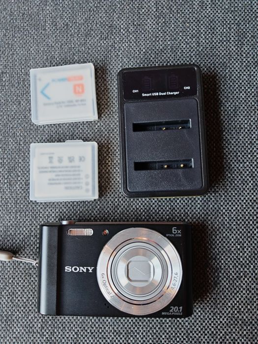 Sony DSC-W810 argintiu 20,1 Mpx, nou fără eticheta.