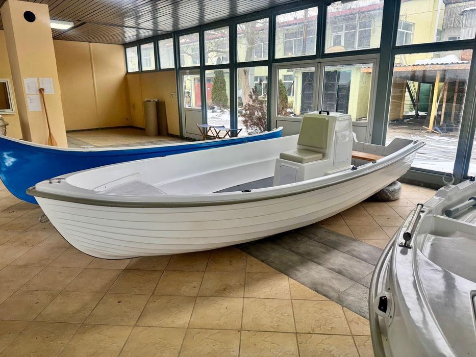 Лодка Мечта-440, гребна/моторна, рибарска лодка, лодка за захранка